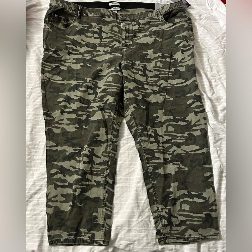 NWT Catherines Womens Petite Camo Camoflage Jegging Slim Leg Stretch Size 4XWP